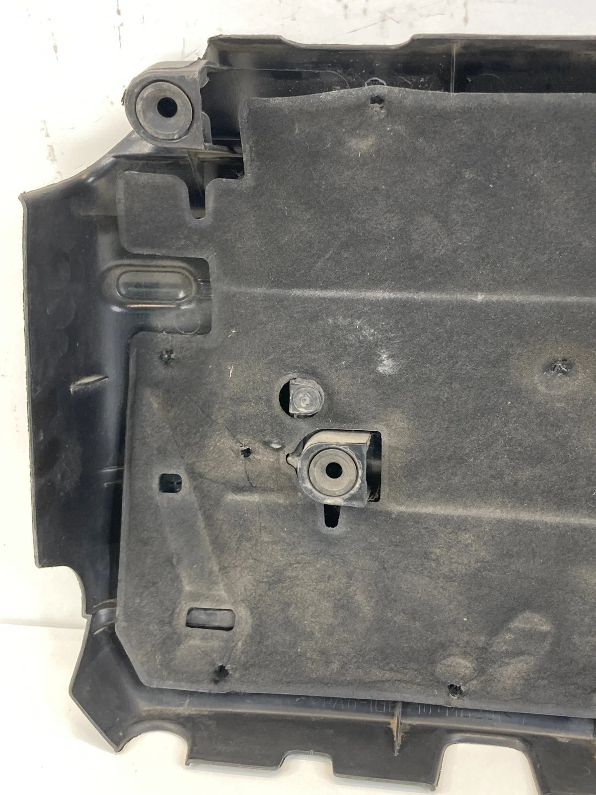 2014-2018 VW VOLKSWAGEN JETTA 1.8L TSI ENGINE COVER LID SHIELD OEM