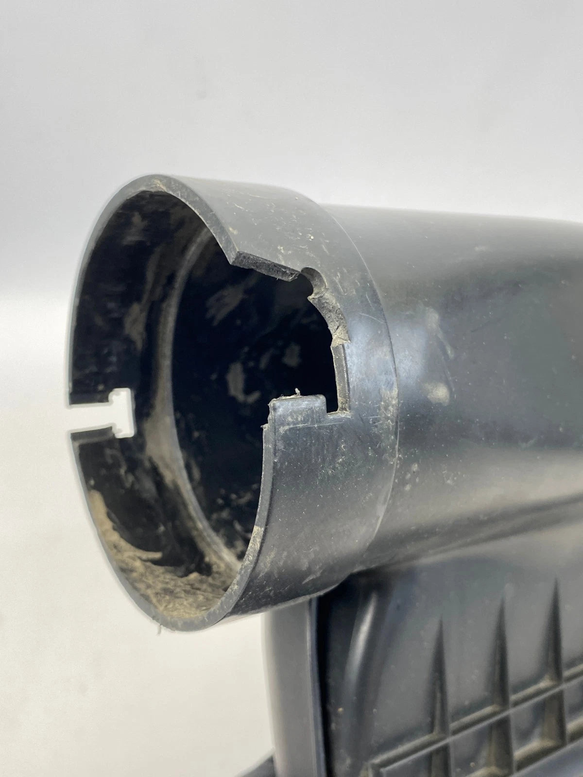 2007-2010 HYUNDAI ELANTRA CLEANER INTAKE DUCT TUBE FRONT OEM FACTORY 28212-2H000