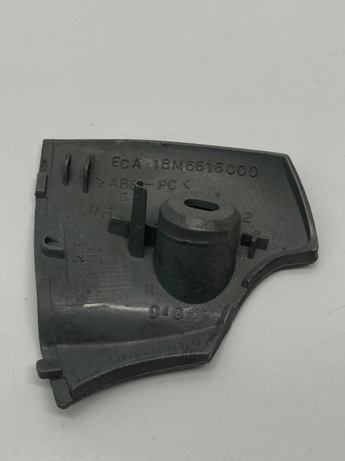 2001-2005 VOLKSWAGEN PASSAT LOWER CENTER CONSOLE SMALL COVER TRIM 18M6616000 OEM