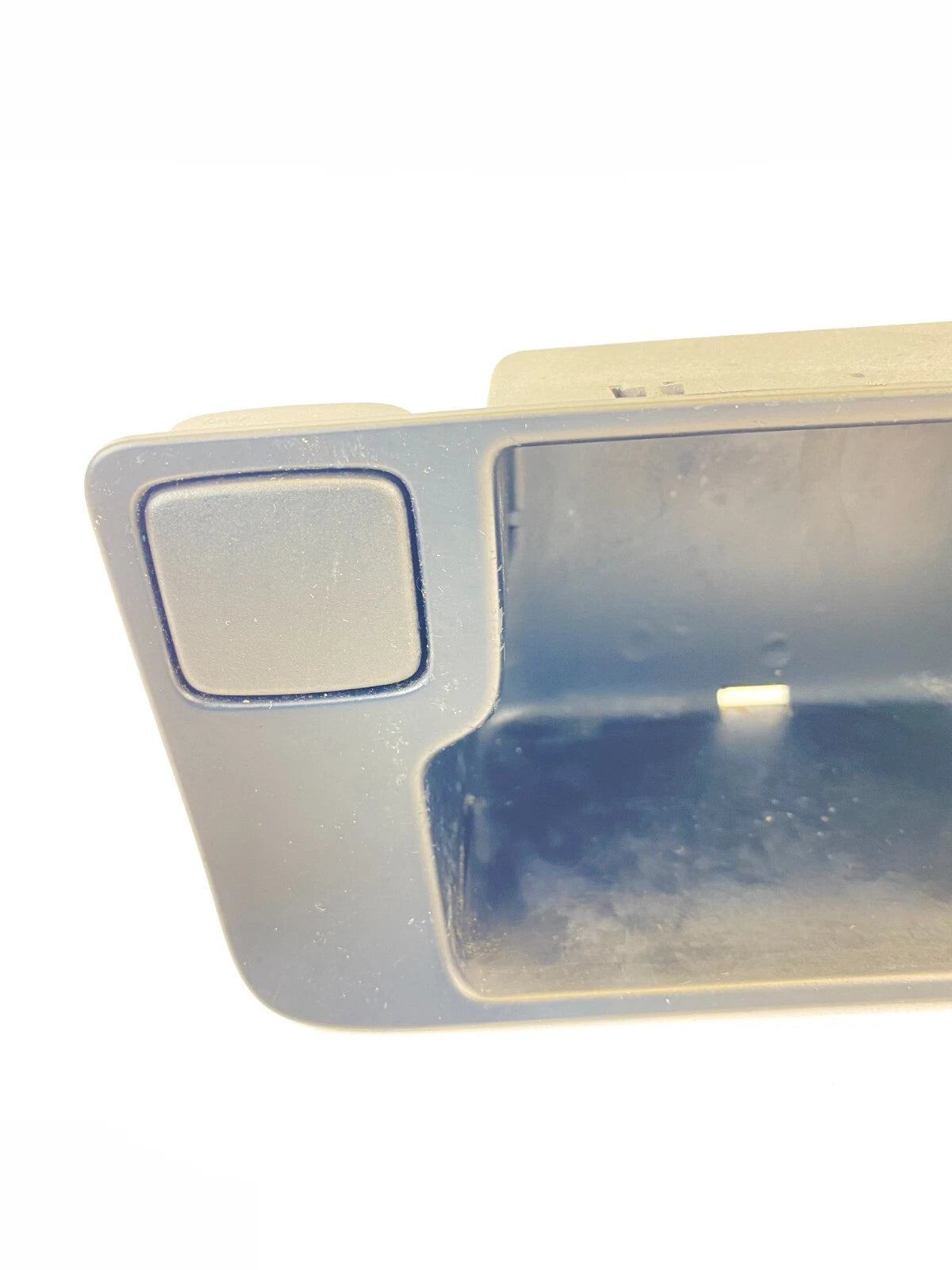 06-09 SAAB 9-5 CENTER CONSOLE ORGANIZER BOX LIGHTER OUTLET BEZEL PANEL 12758684