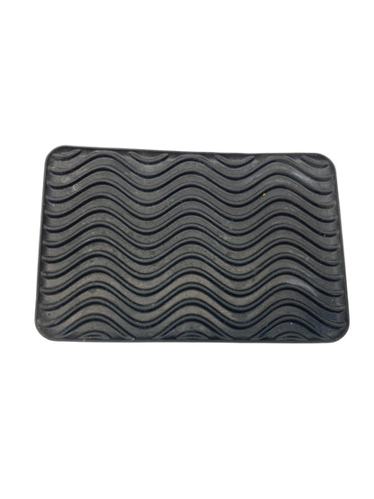 2003-2006 SAAB 9-3 93 SEDAN 4DR CENTER CONSOLE ARMREST REAR RUBBER MAT LINER OEM