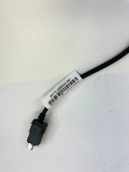 13-16 Ford Fusion Console Audio USB AUX Auxiliary Jack Socket Port DS7T14D202DC