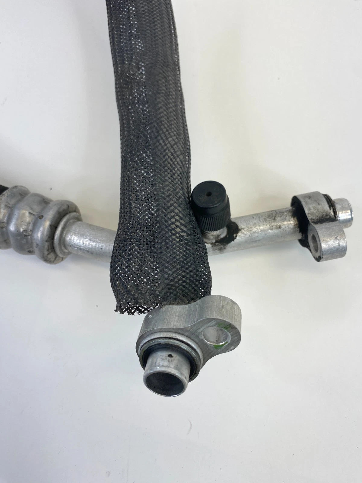 2008-2012 BUICK ENCLAVE 3.6L A/C LINE SUCTION PIPE HOSE TUBE ASSEMBLY OEM