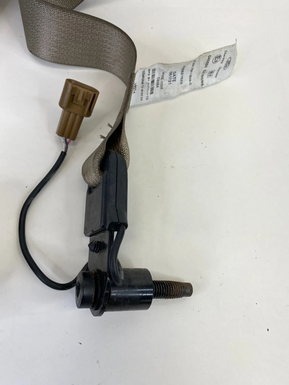 05-07 FORD ESCAPE FRONT RIGHT PASSENGER SEAT BELT RETRACTOR 6L84-78611B08-D OEM