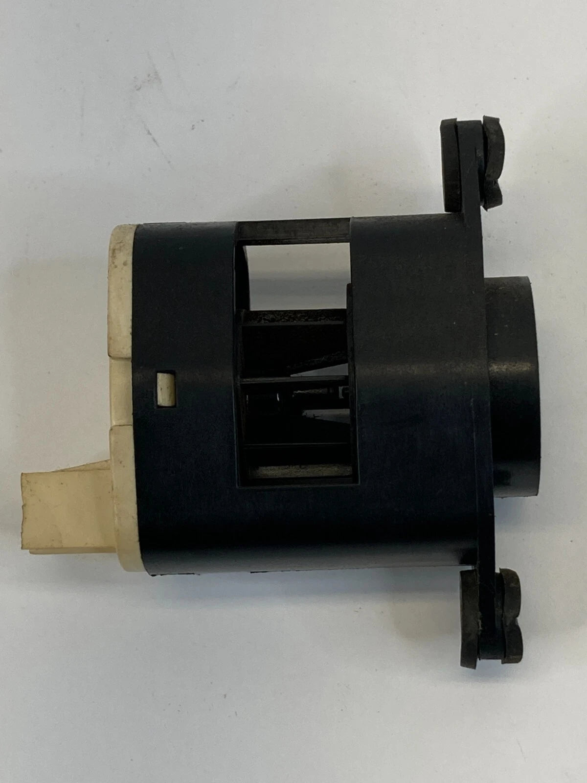 2006-2008 HYUNDAI SONATA INTERIOR AIR TEMP AMBIENT SENSOR SWITCH 97270-3KXXX OEM