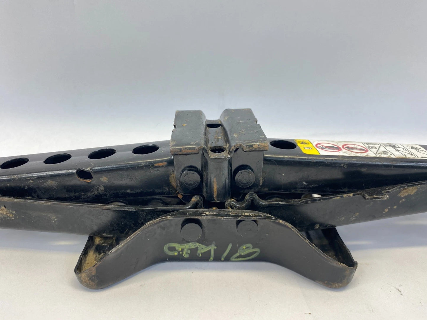 2007-2017 JEEP COMPASS SCISSOR JACK EMERGENCY SPARE TIRE LIFT OEM 05105920AF