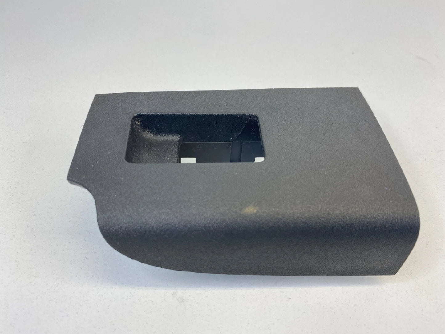 08-11 FORD FOCUS REAR RIGHT SIDE DOOR POWER WINDOW SWITCH BEZEL 8S43-54275A28