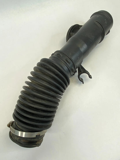2006 2007 CHEVROLET TRAILBLAZER 4.2L L6 AIR CLEANER OUTLET DUCT TUBE W/ MAF OEM