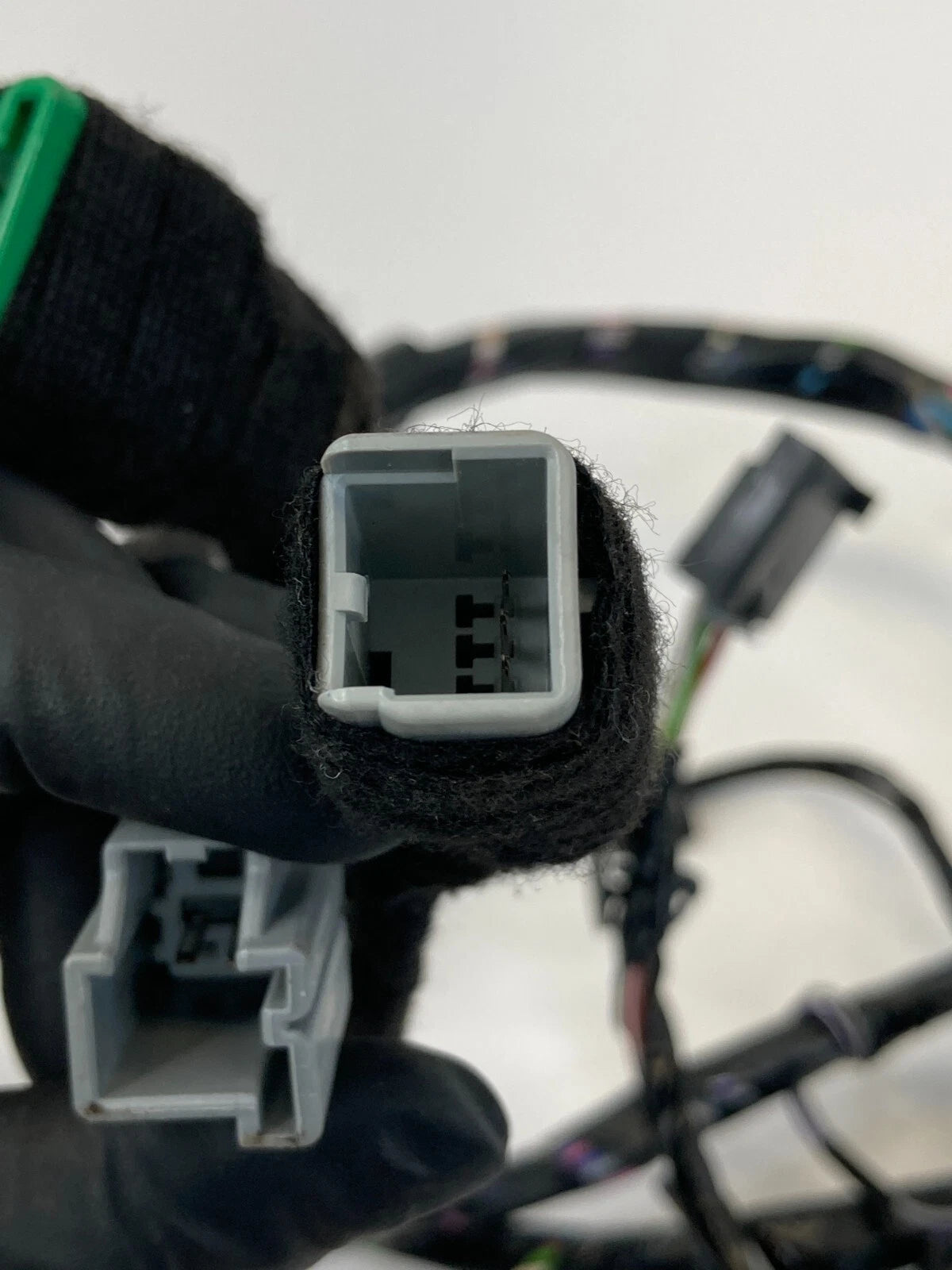 2008-2012 BUICK ENCLAVE REAR LIFTGATE DOOR WIRING HARNESS 20902467 OEM