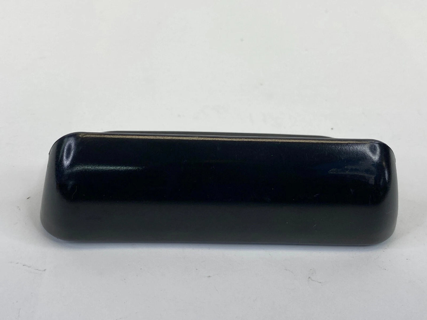 2004-2012 MITSUBISHI GALANT REAR TRUNK DECK LID INTERIOR PULL HANDLE ASSEMBLY