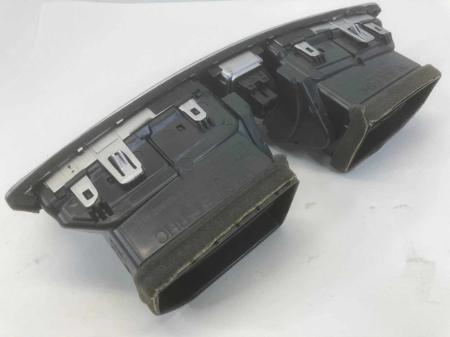 2013-2015 NISSAN SENTRA FRONT DASH BOARD AC HEATER VENT GRILLE 68750-3SG1A OEM