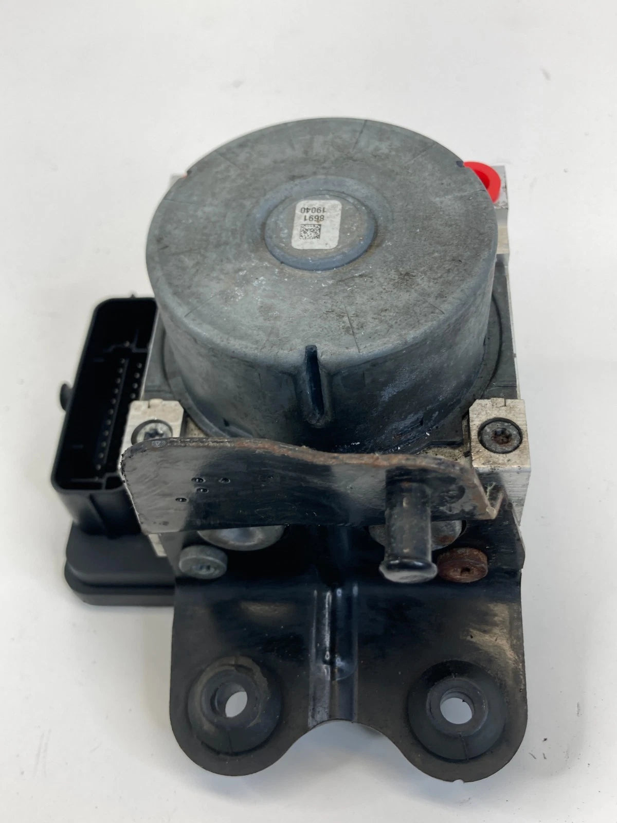 2014-2016 Dodge Dart 2.5L A/T FWD ABS Anti Lock Brake Pump Module 68256902AA OEM
