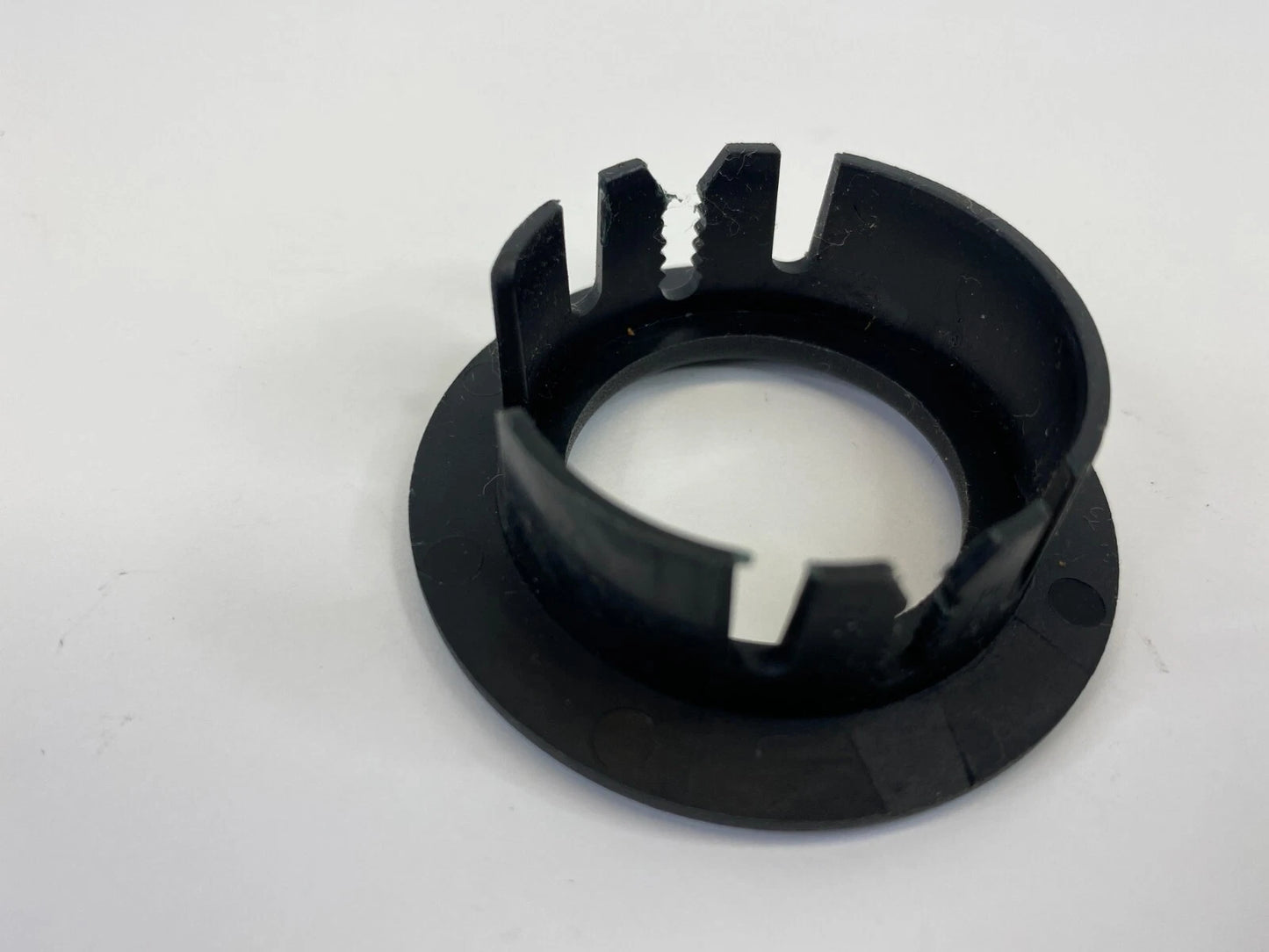 2009 2010 DODGE JOURNEY A/T IGNITION SWITCH SURROUND RING COVER TRIM BEZEL OEM