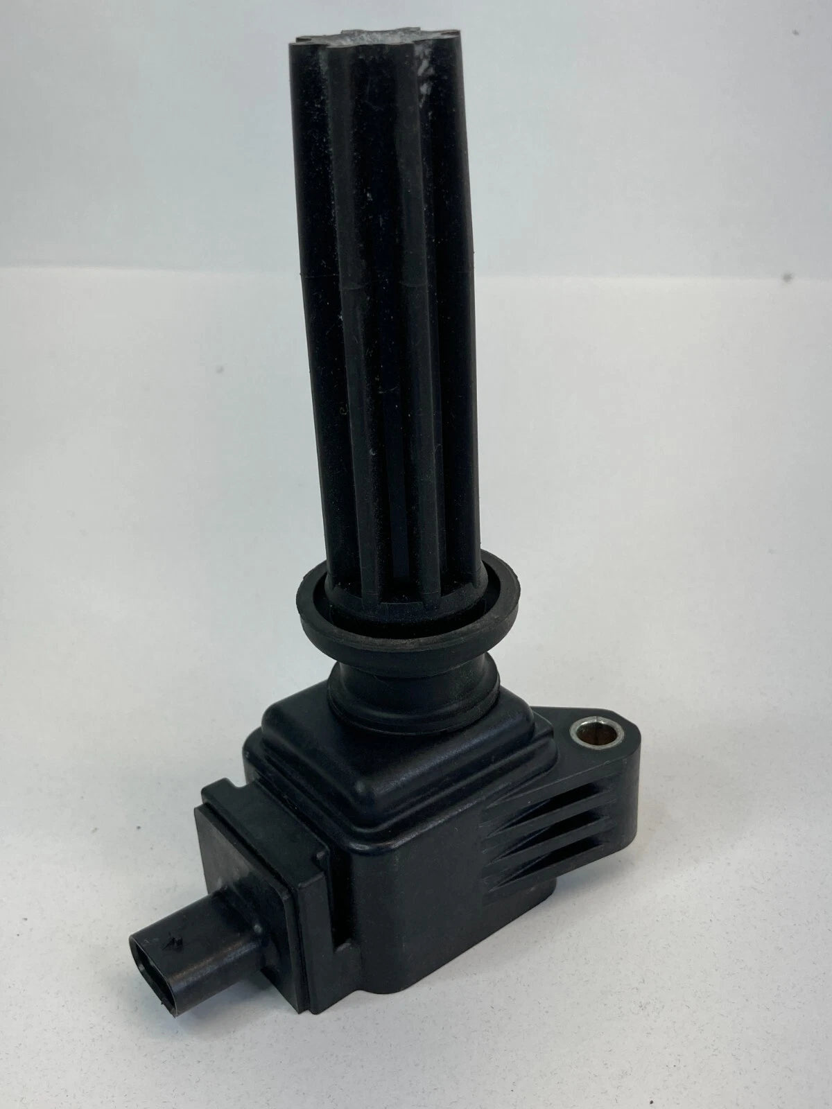 2012-2018 FORD FOCUS 2.0L L4 DOHC 16V IGNITION COIL IGNITOR OEM