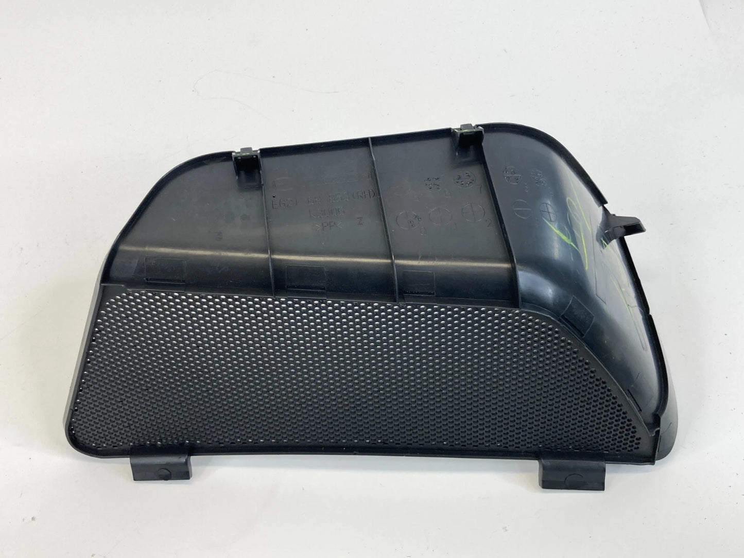 2007-2012 MAZDA CX-7 REAR RIGHT SIDE INNER TAIL LIGHT ACCESS COVER EG2168853 OEM