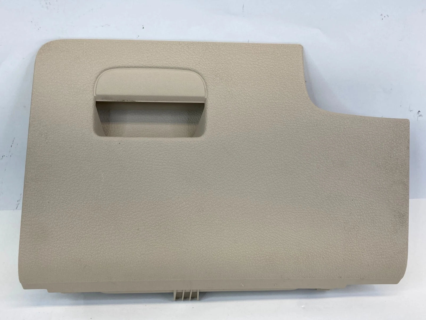 2009-2017 VOLKSWAGEN TIGUAN FRONT LEFT DRIVER SIDE DASH COIN STORAGE COMPARTMENT