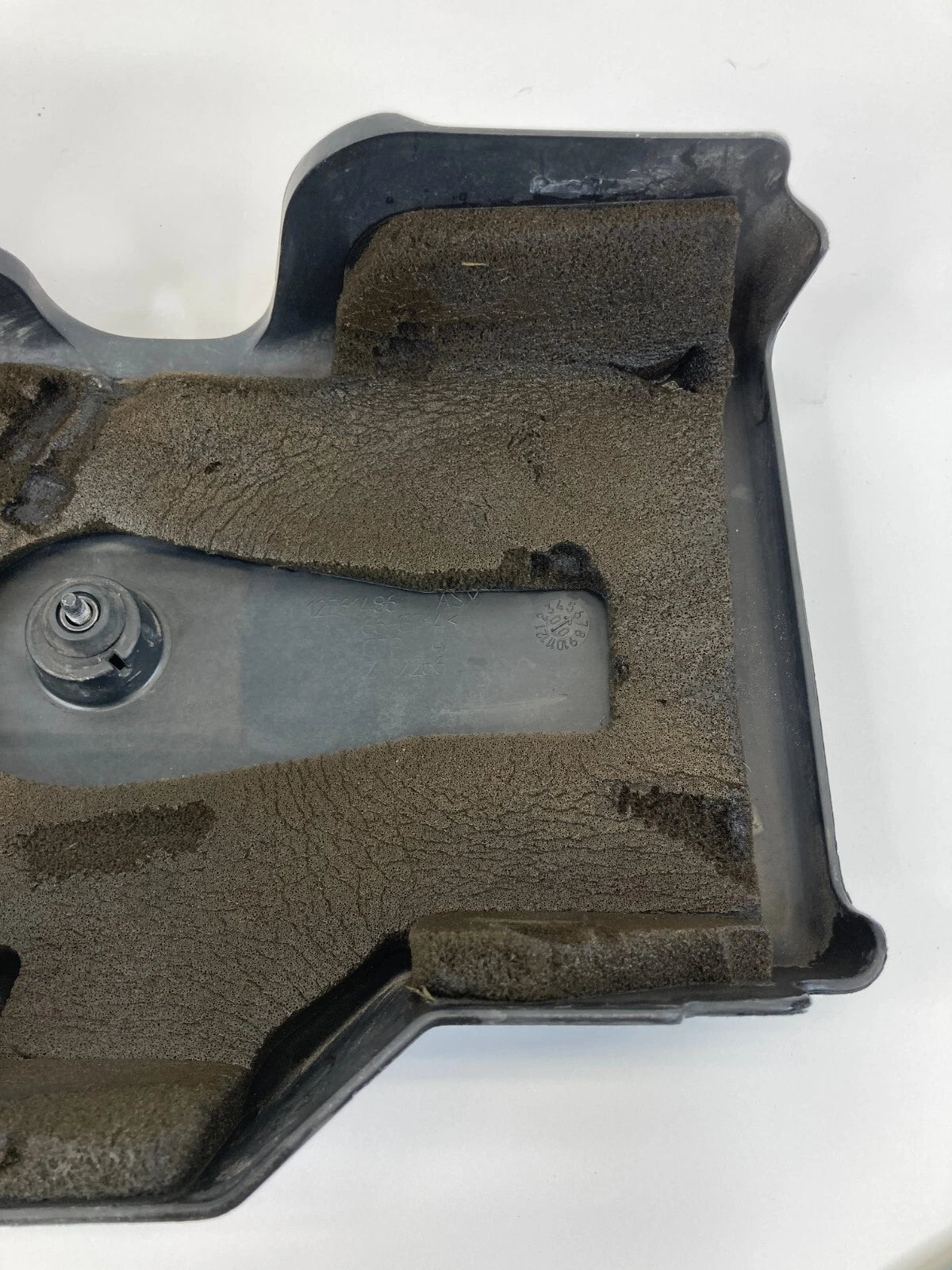 1999 2000 SILVERADO 1500 SIERRA 1500 8 CYLINDER VORTEC ENGINE COVER 12561486 OEM