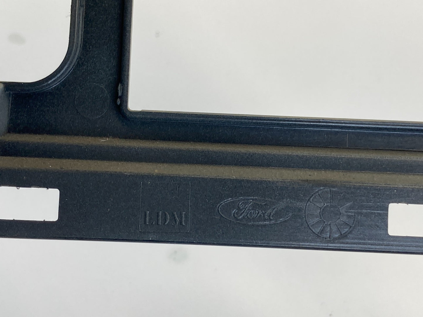 2003 2004 Lincoln Navigator Dash Speedometer Cluster Panel W/ Air Vent & Switchs