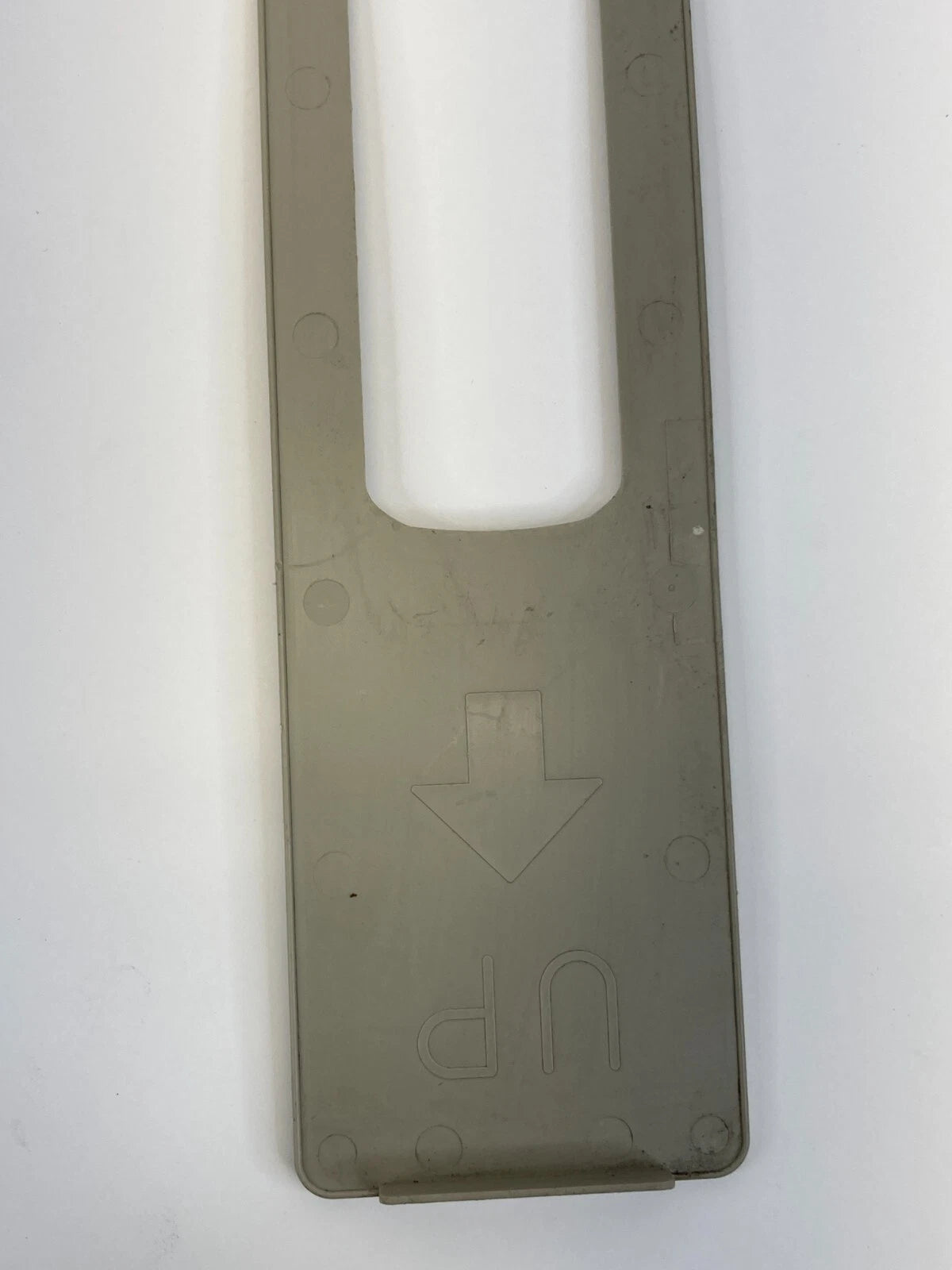 09-14 NISSAN MAXIMA FRONT RIGHT SIDE SEAT BELT HEIGHT ADJUSTER COVER 76985-9N00A