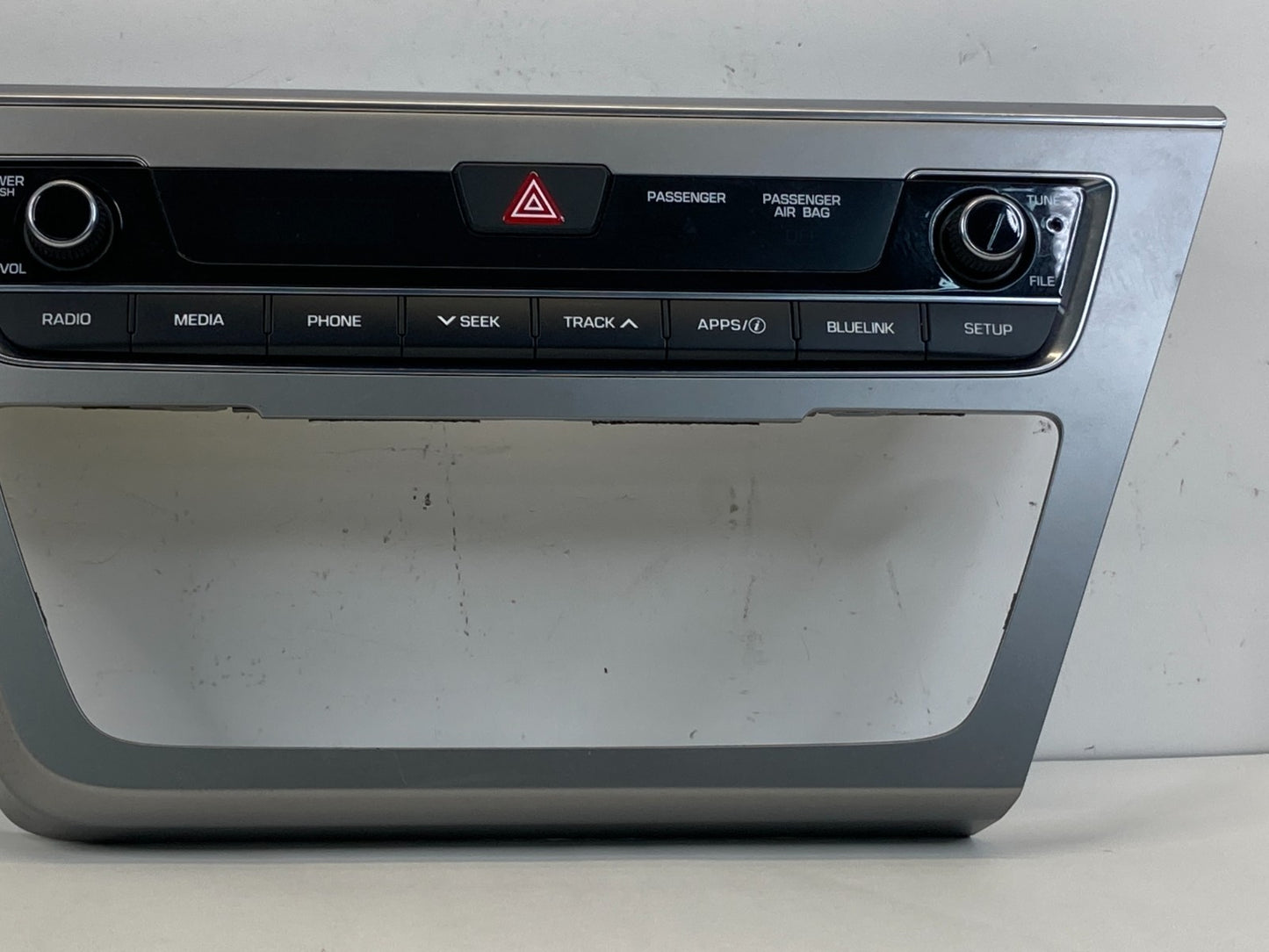 15-17 Hyundai Sonata Center Dash Radio Audio Control w/Hazard Panel Trim Bezel