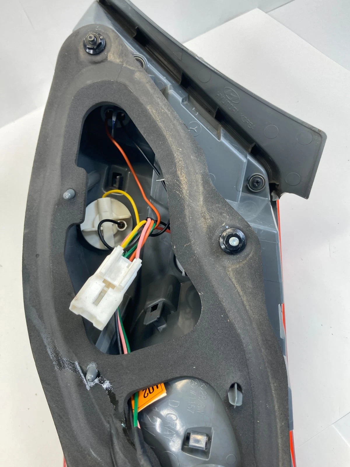 2012 2013 2014 HYUNDAI ACCENT SEDAN LEFT DRIVER SIDE TAIL LIGHT TAILLIGHT OEM