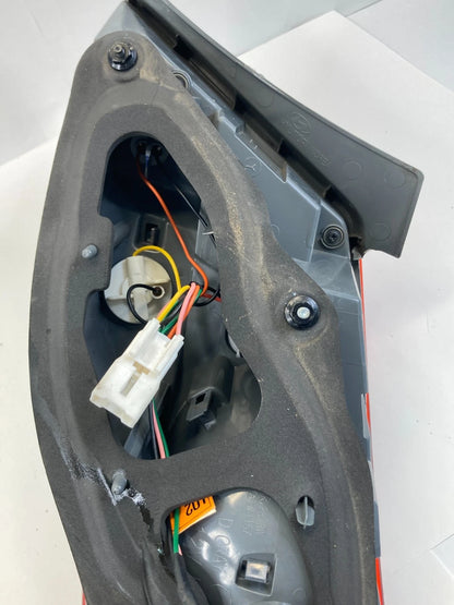 2012 2013 2014 HYUNDAI ACCENT SEDAN LEFT DRIVER SIDE TAIL LIGHT TAILLIGHT OEM