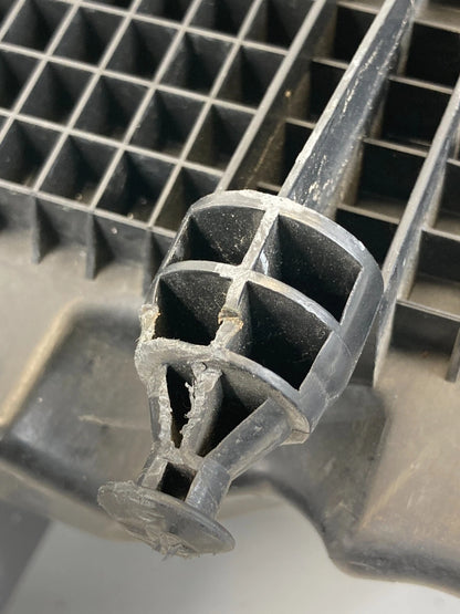 2008-2012 LAND ROVER LR2 3.2L AIR INTAKE CLEANER BOX FILTER HOUSING ASSY OEM