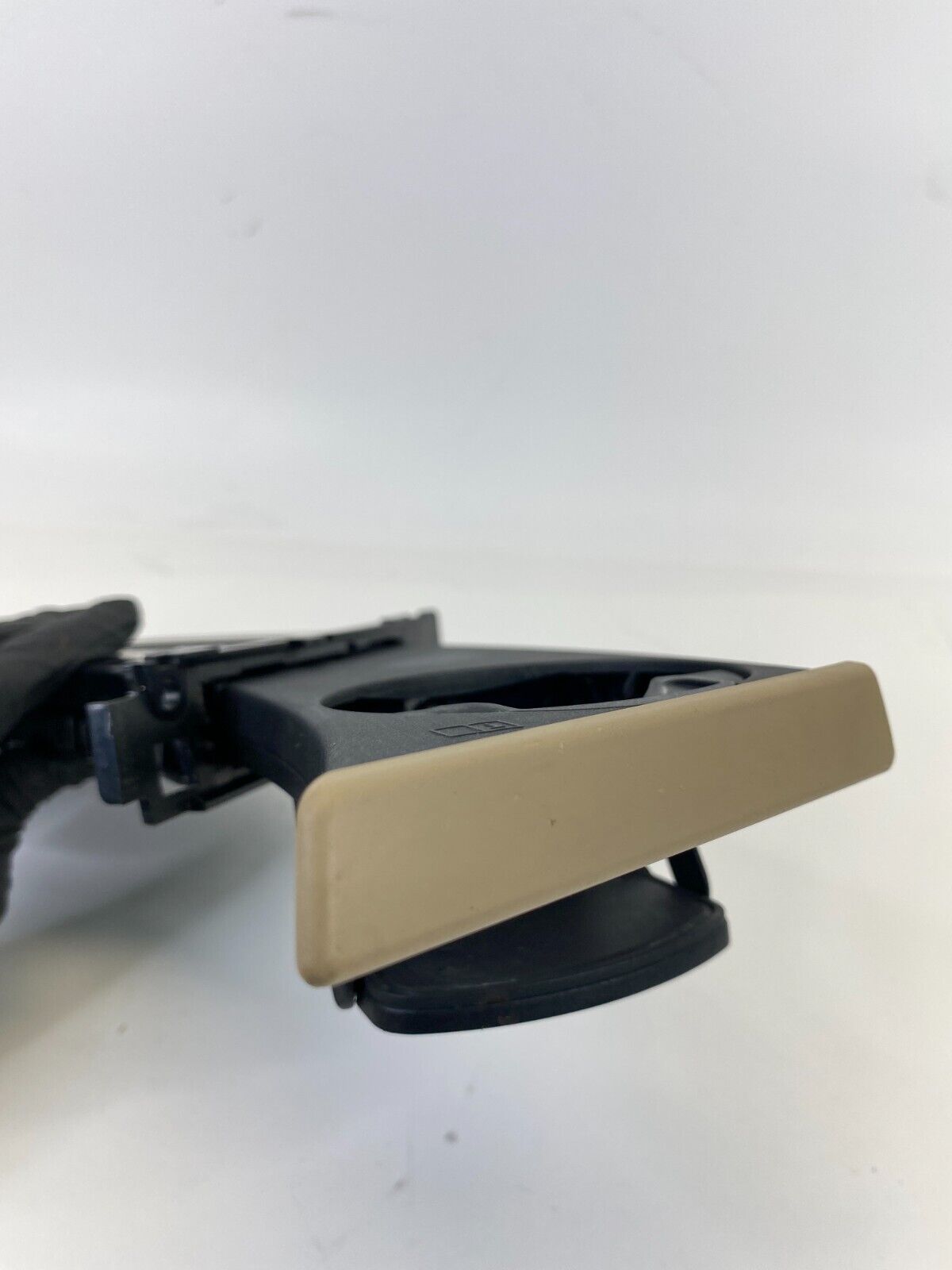2007 2008 BMW 328xi Dash Left Driver Side Cup Holder Tray 5145-7127406 OEM