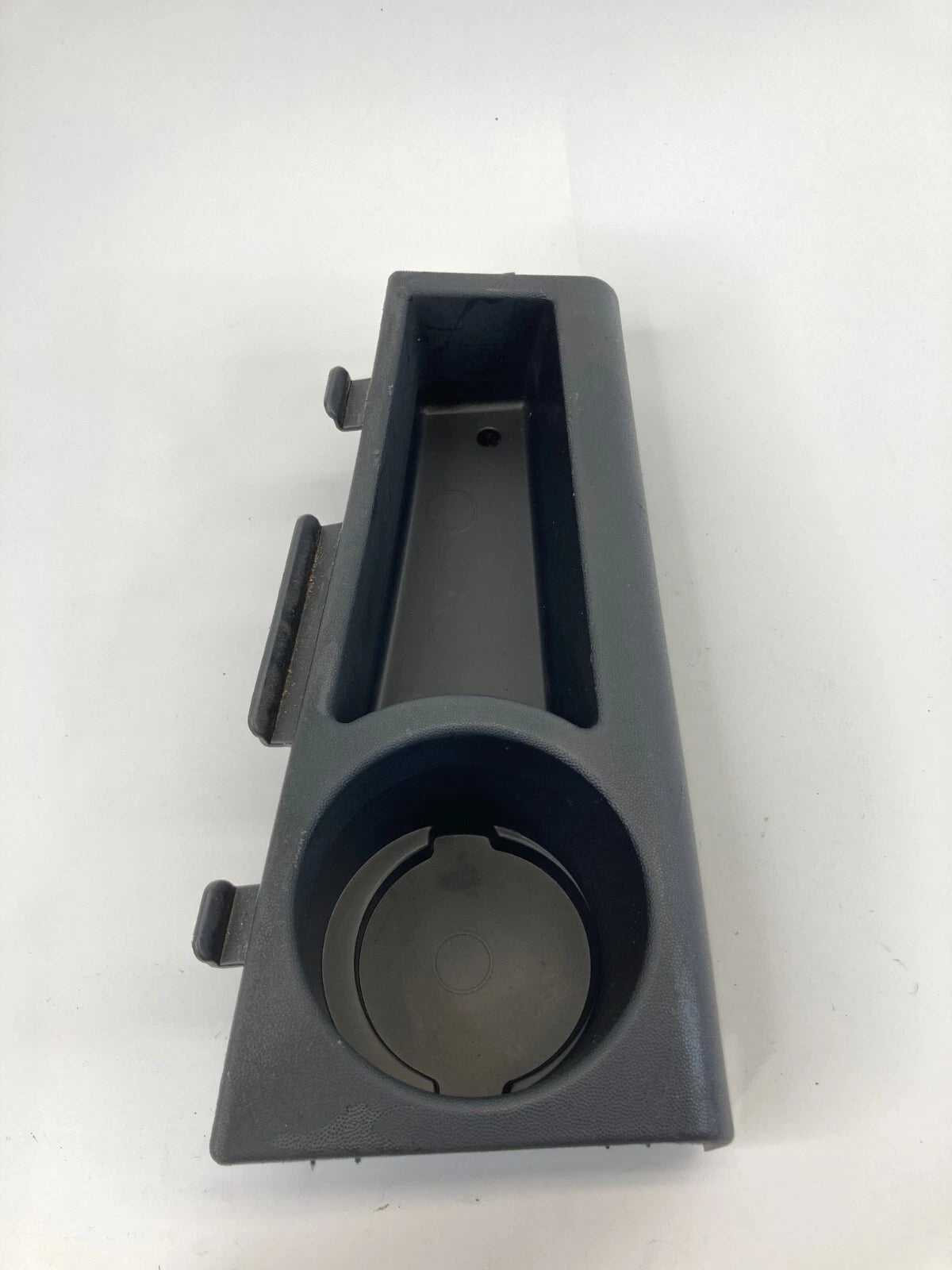 2004-2007 CADILLAC SRX REAR RIGHT SIDE SEAT THIRD ROW CUP HOLDER ASSEMBLY OEM