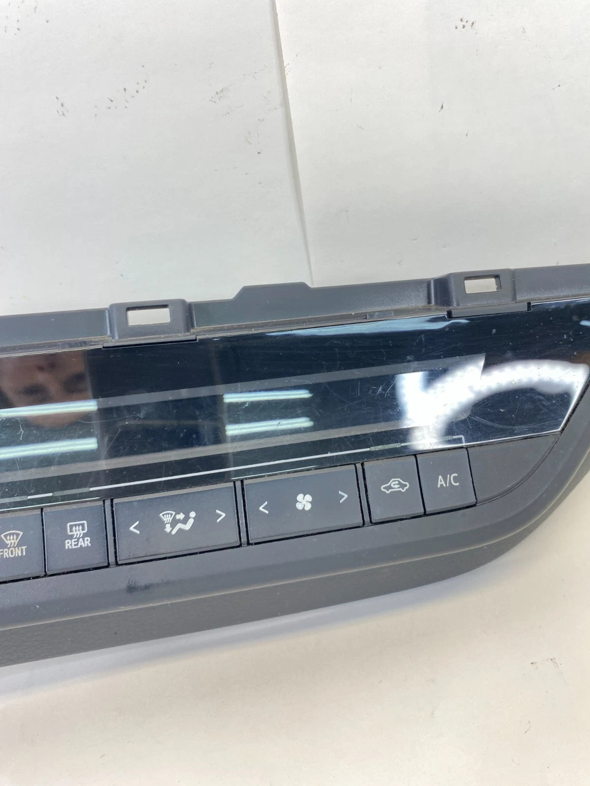 2014-2016 TOYOTA COROLLA A/C HEATER CLIMATE TEMPERATURE CONTROL 75F832 OEM