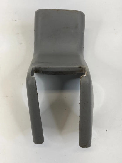04-07 TOYOTA HIGHLANDER FRONT LEFT SEAT TRACK OUTER COVER TRIM CAP 72137-48040
