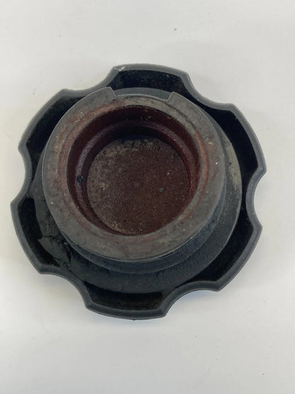 1999 2000 CADILLAC ESCALADE 5.7L V8 A/T ENGINE OIL FILLER CAP LID TOP COVER OEM
