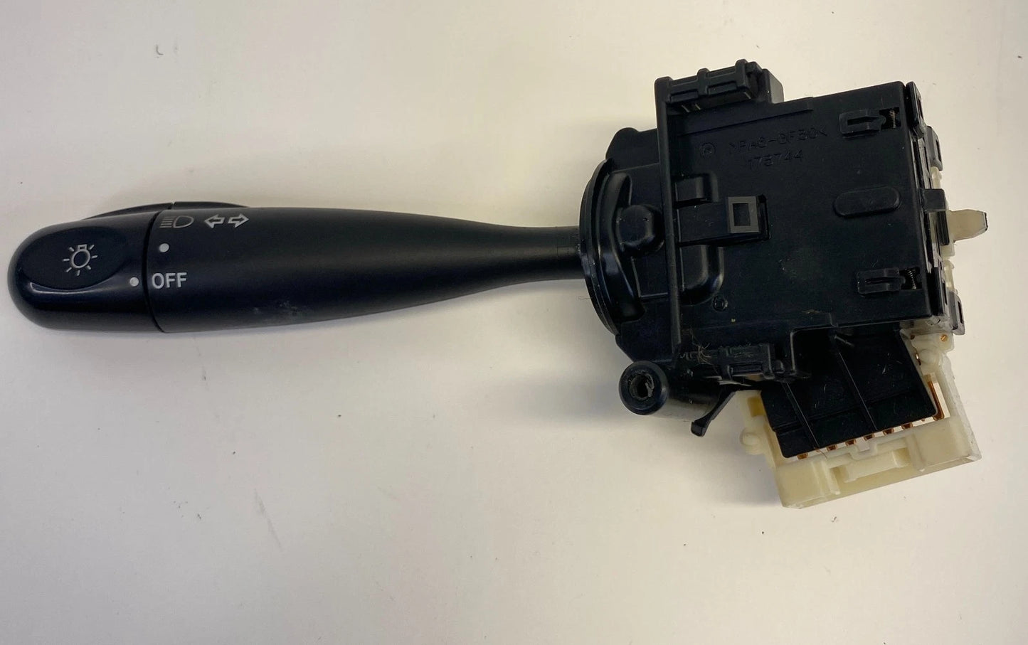 2003-2008 TOYOTA COROLLA HEADLIGHT TURN SIGNAL SWITCH STEERING COLUMN OEM 173744