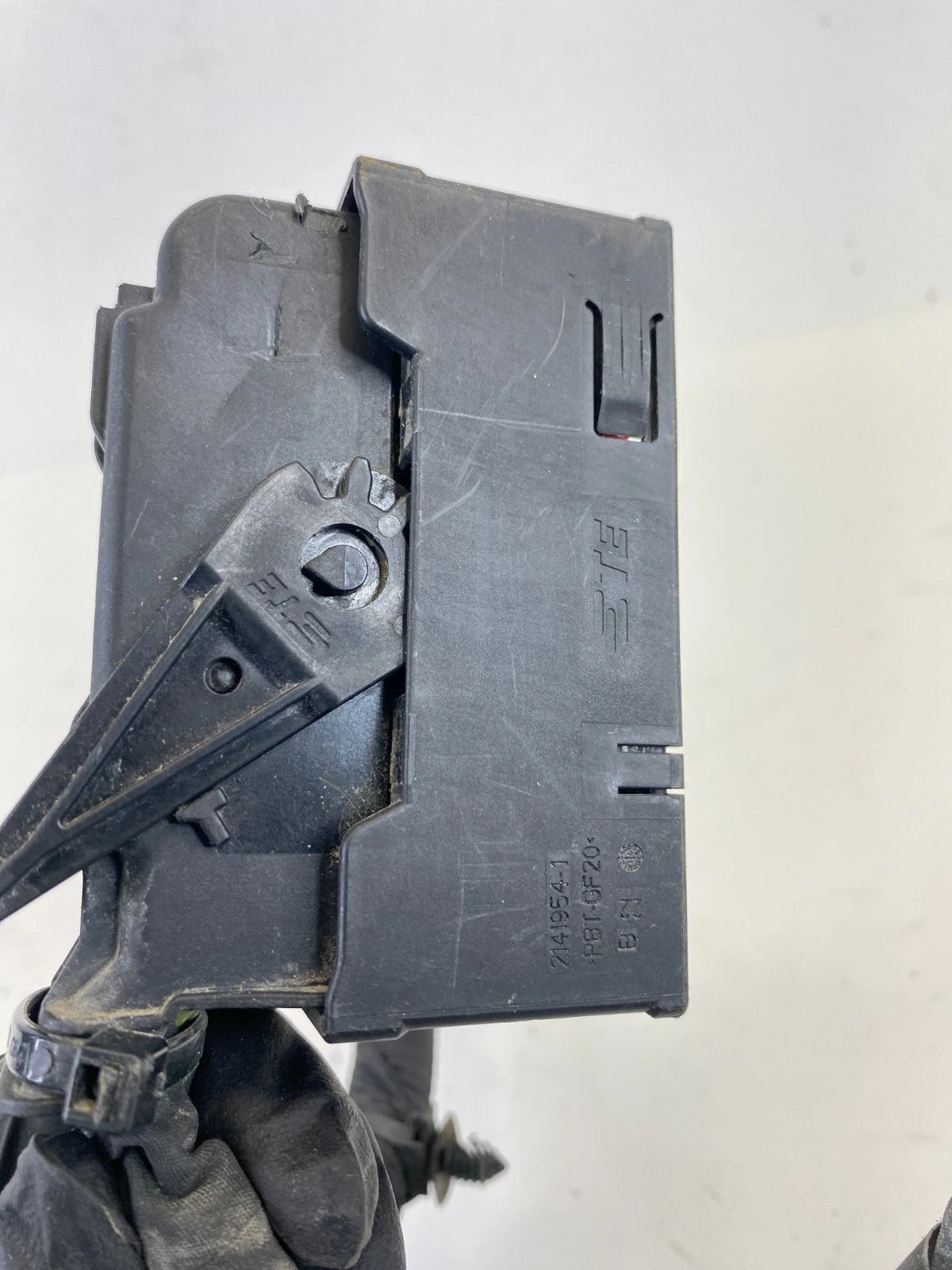 16-19 FORD EXPLORER INTERCEPTOR 3.5L AT ABS ANTI LOCK BRAKE PUMP PLUG CONNECTOR