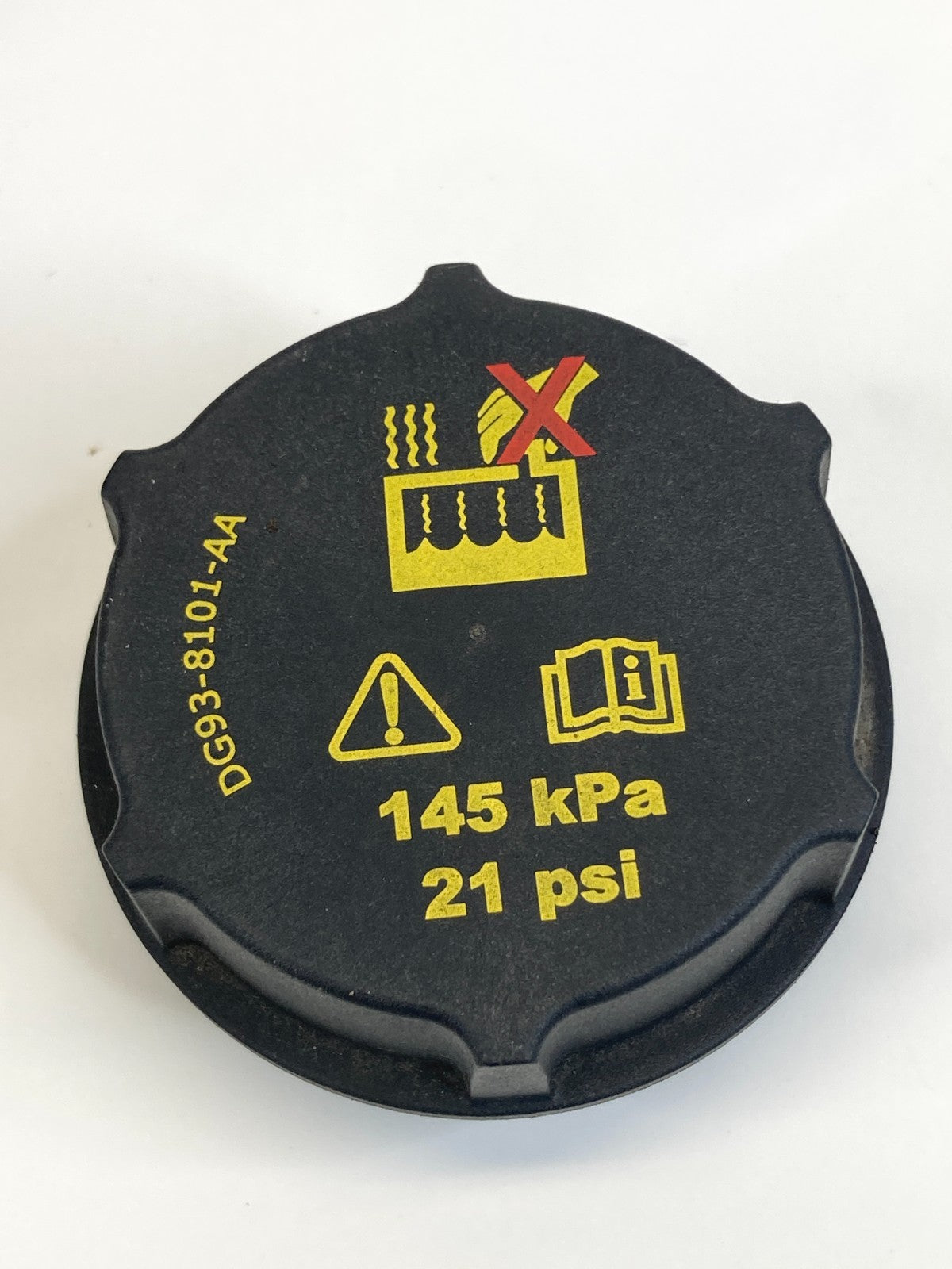 2013-2018 Ford C-Max Radiator Coolant Expansion Reservoir Tank Cap DG93-8101-AA