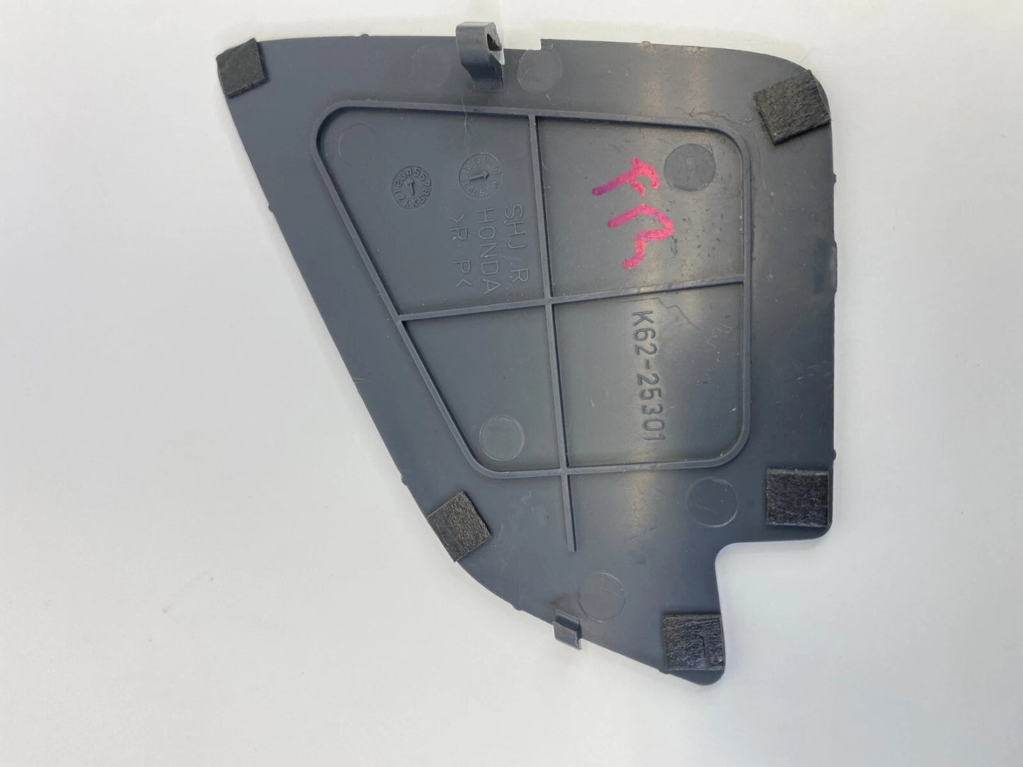 05-10 HONDA ODYSSEY FRONT RIGHT SIDE INNER DOOR HANDLE CAP COVER K62-25301 OEM