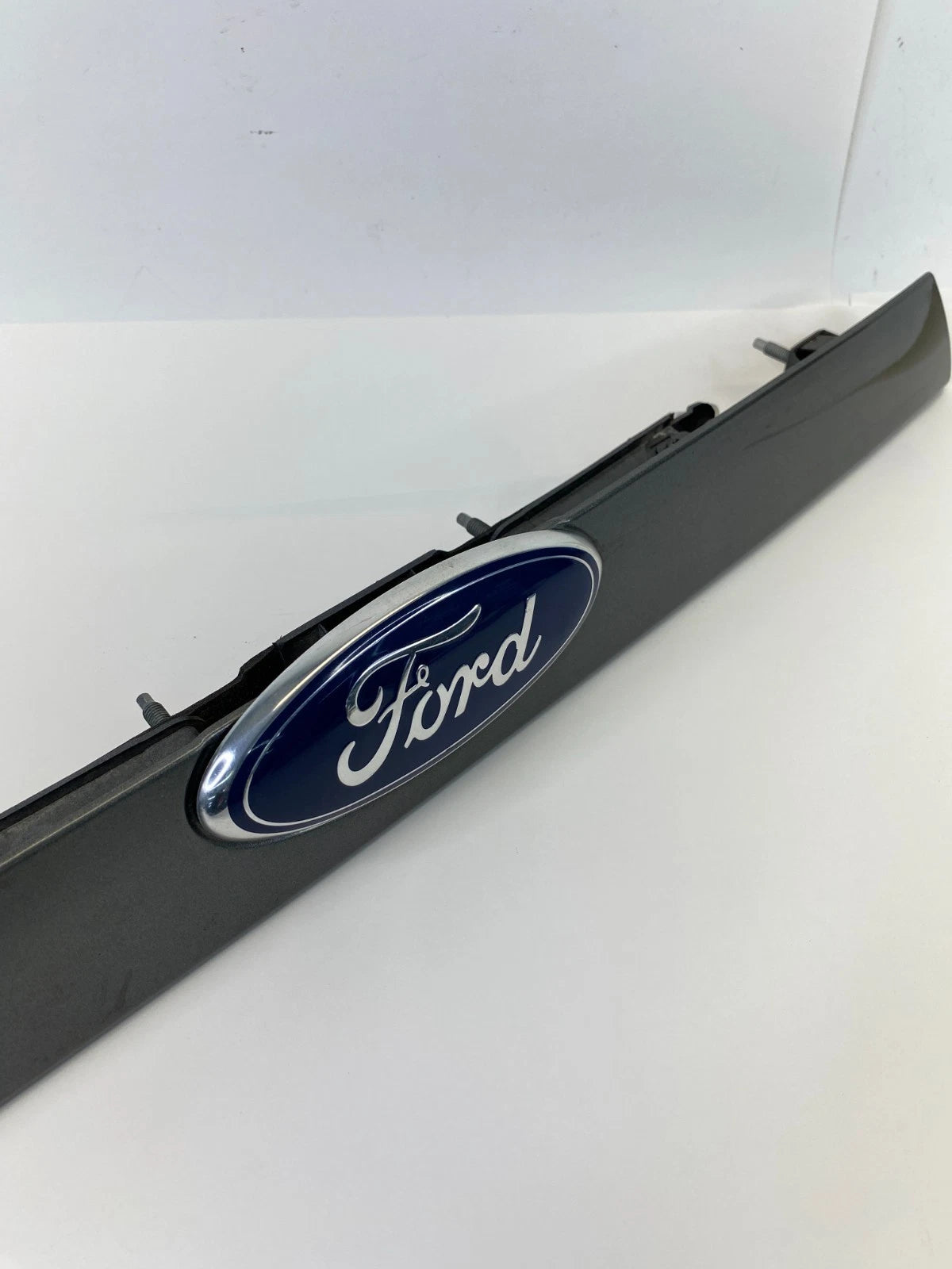 2010-2012 FORD FUSION REAR TRUNK LID HATCH MOLDING TRIM PANEL APPLIQUE OEM