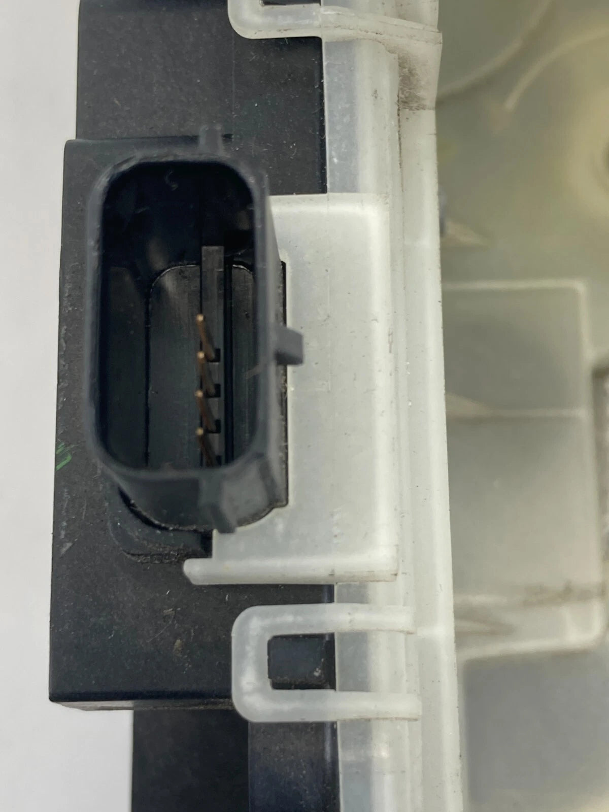 11-20 EXPLORER 13-19 INTERCEPTOR FRONT RIGHT DOOR LOCK LATCH ACTUATOR CG1A542181