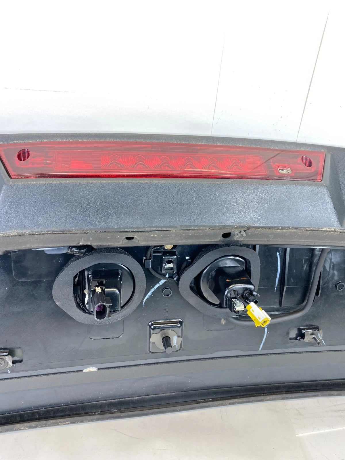 07-12 FORD EDGE REAR TRUNK SPOILER WING W/3RD BRAKE LIGHT 8T43-7841602 OEM