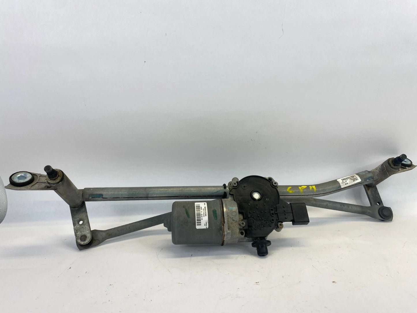 2009 10 11 2012 CHEVROLET TRAVERSE FRONT WINDSHIELD WIPER MOTOR W/ LINKAGE OEM