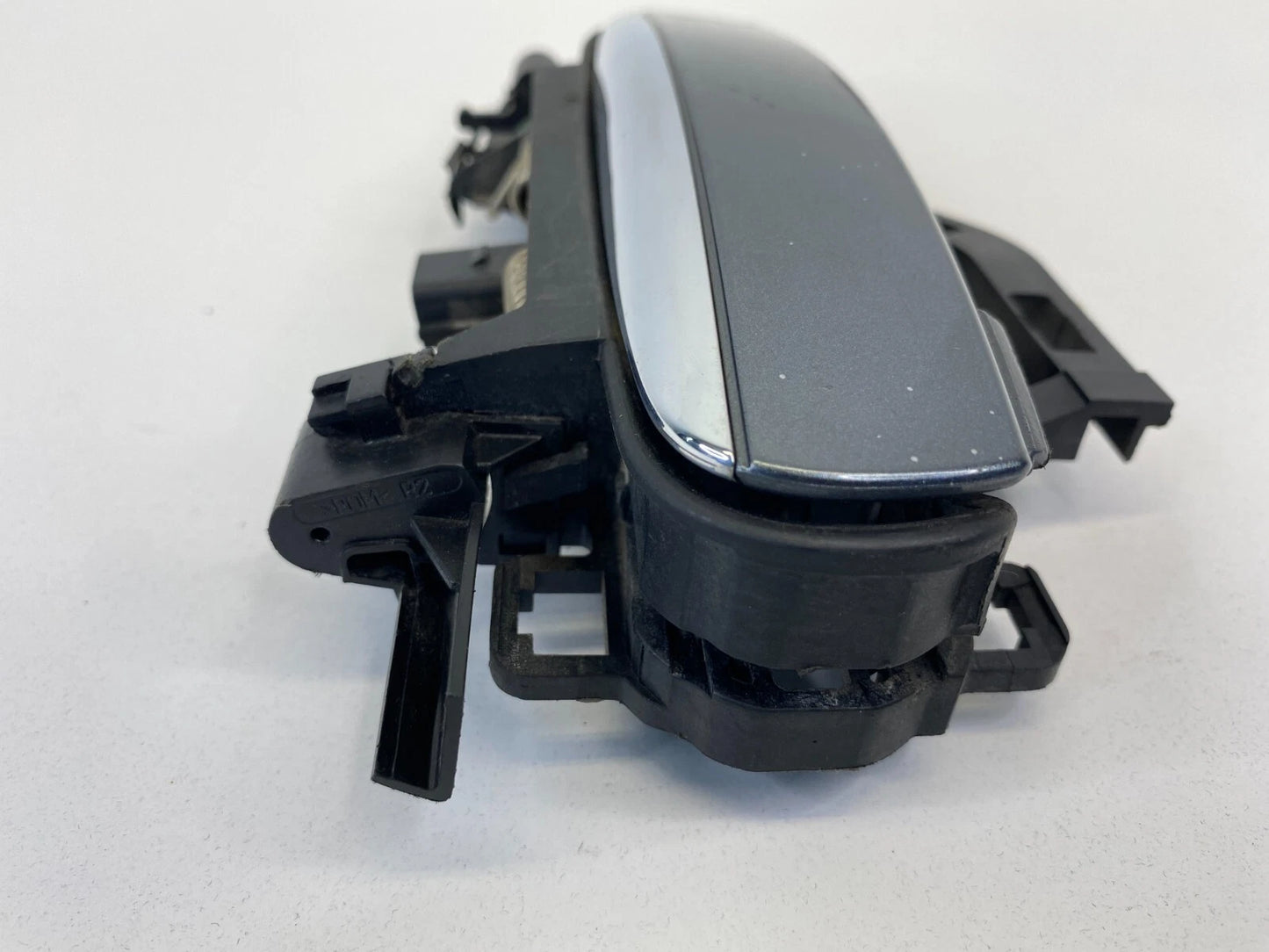 05 06 07 08 09 10 11 AUDI A6 QUATTRO REAR RIGHT SIDE EXTERIOR DOOR HANDLE OEM