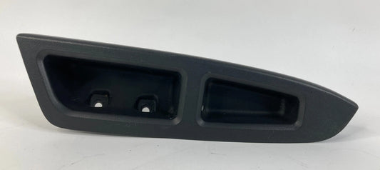 2006-2013 CHEVY IMPALA REAR RIGHT SIDE DOOR PULL HANDLE COVER BEZEL 1799354