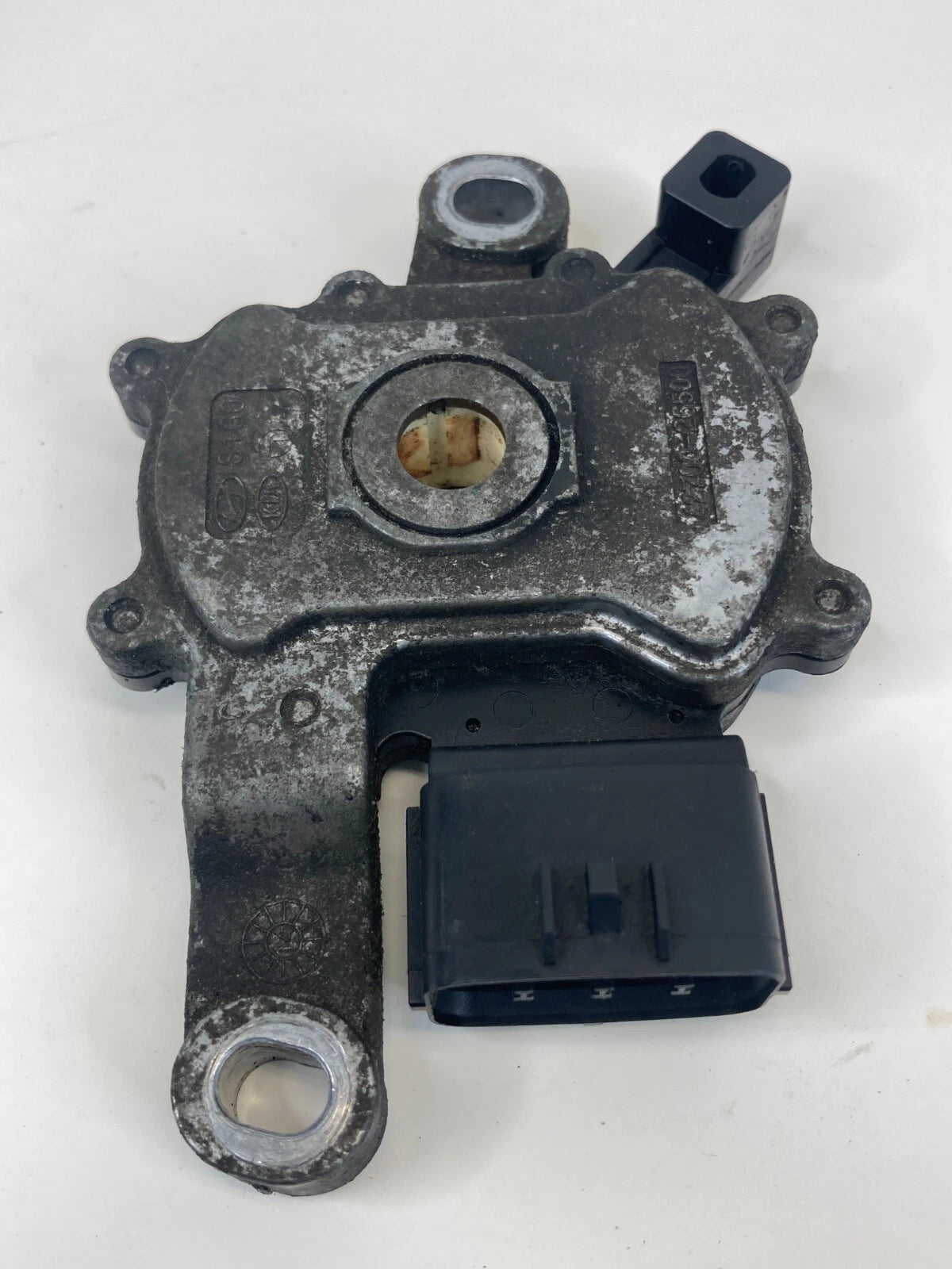 2012-2019 KIA SOUL A/T INHIBITOR NEUTRAL GEAR POSITION SENSOR SWITCH MODULE OEM