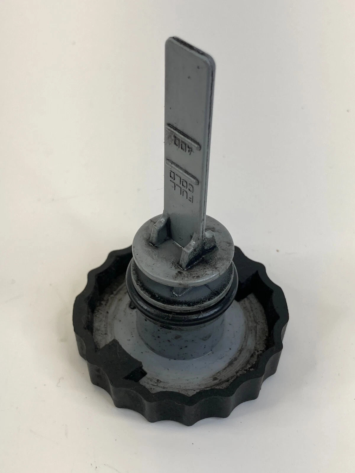 2005-2010 CHRYSLER 300 POWER STEERING FLUID RESERVOIR BOTTLE TANK COVER CAP OEM