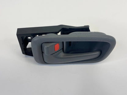 2001-2003 TOYOTA RAV4 REAR LEFT SIDE INNER INTERIOR DOOR HANDLE 69206-30150 OEM