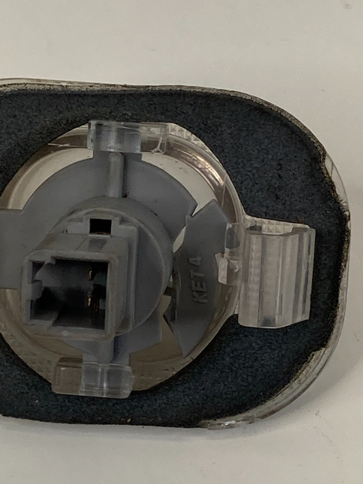 2012-2017 Hyundai Accent Rear Trunk Lid Left Or Right License Plate Light Lamp