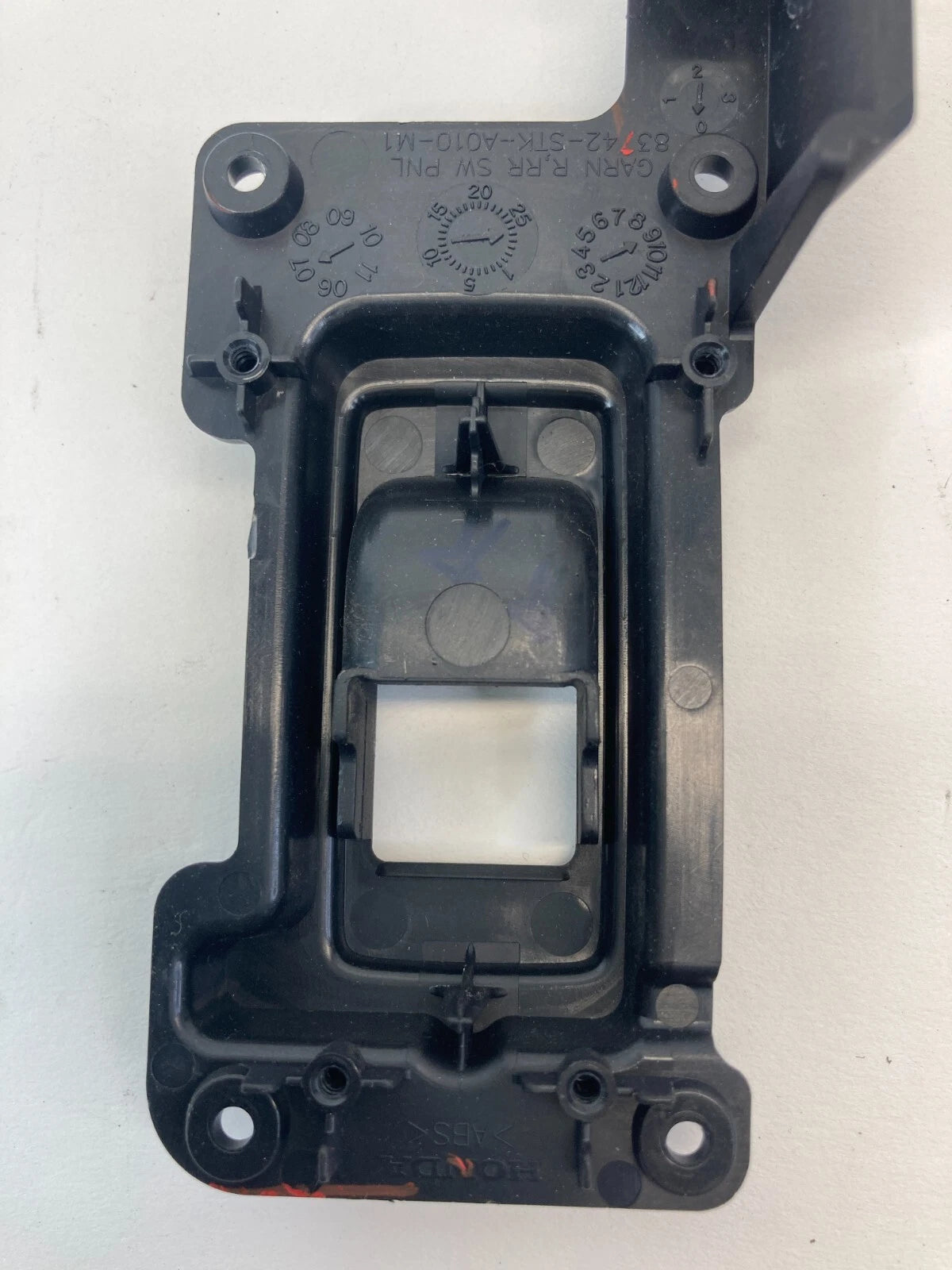 2007-2012 ACURA RDX FRONT RIGHT DOOR WINDOW SWITCH PANEL BASE 83742-STK-A010-M1