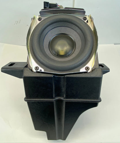 09-17 TRAVERSE 07-16 ACADIA CENTER CONSOLE SUBWOOFER BOX SPEAKER BOSE 15122608
