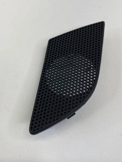 2012-2015 VOLKSWAGEN PASSAT REAR RIGHT SIDE INNER DOOR HANDLE TWEETER TRIM COVER