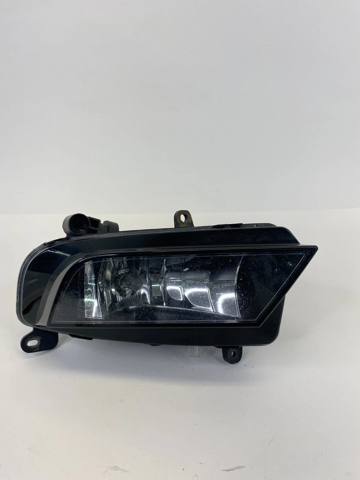12-16 AUDI A4 A4 QUATTRO FRONT RIGHT PASSENGER SIDE FOG LIGHT LAMP 8K0941700B